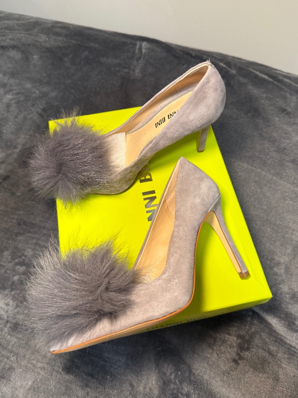 Gianni Bini Gray Suede Fox Fur PomPom Court Heels
